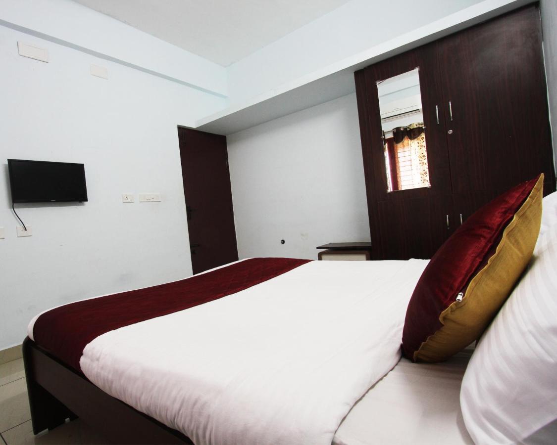 Lakshana Service Apartment - Big Temple Thanjavur Exterior photo