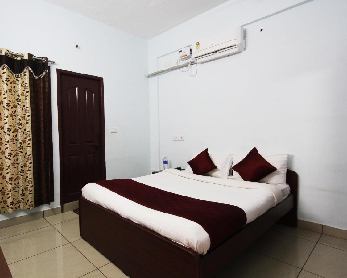 Lakshana Service Apartment - Big Temple Thanjavur Exterior photo